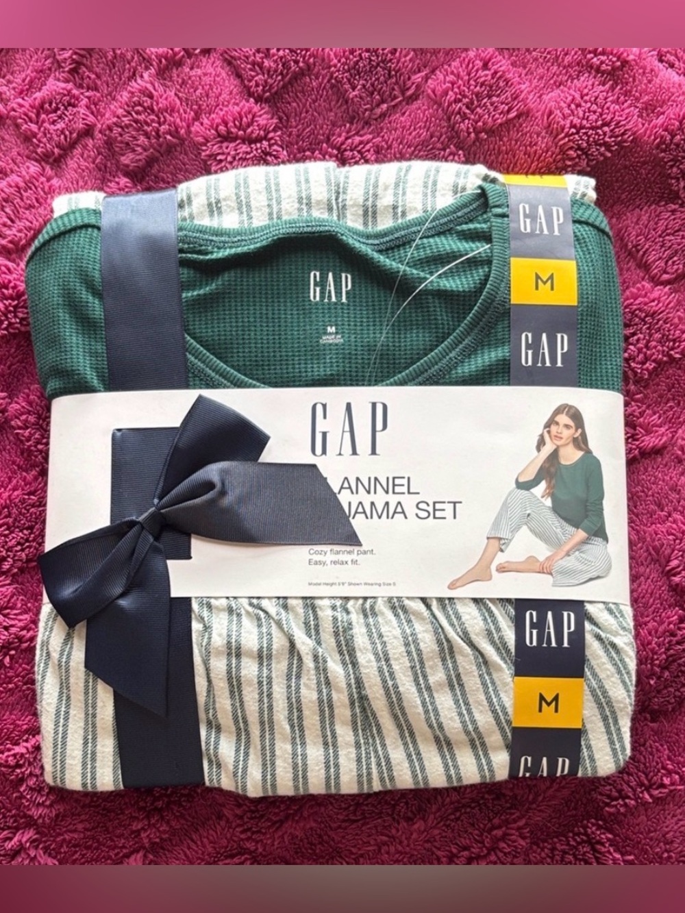 Gap pajama set size medium NWT